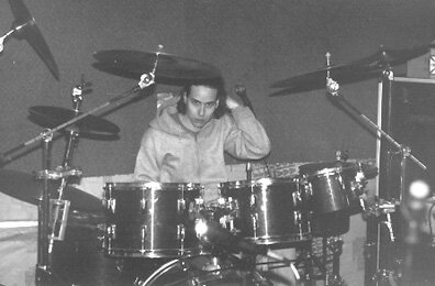 moes3 Early `92 shot of Jim behind the kit. Thanks to Becca for permission to post this shot.