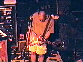 moe-10-18-00e