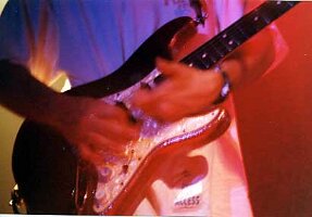 chuck_guitar