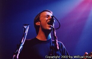 2001-11-24_005