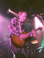 moe2002-11-08-p3