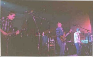 moe2002-11-08-p5