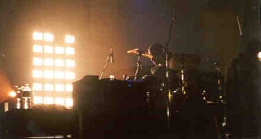 moe2002-11-08-p7