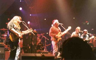 moe2002-12-21-p5