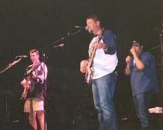 2002-04-20 - Electric_Factory - Philadelphia, PA