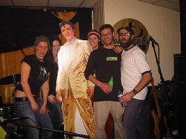 al-vis b-day (1-8-03) 052
