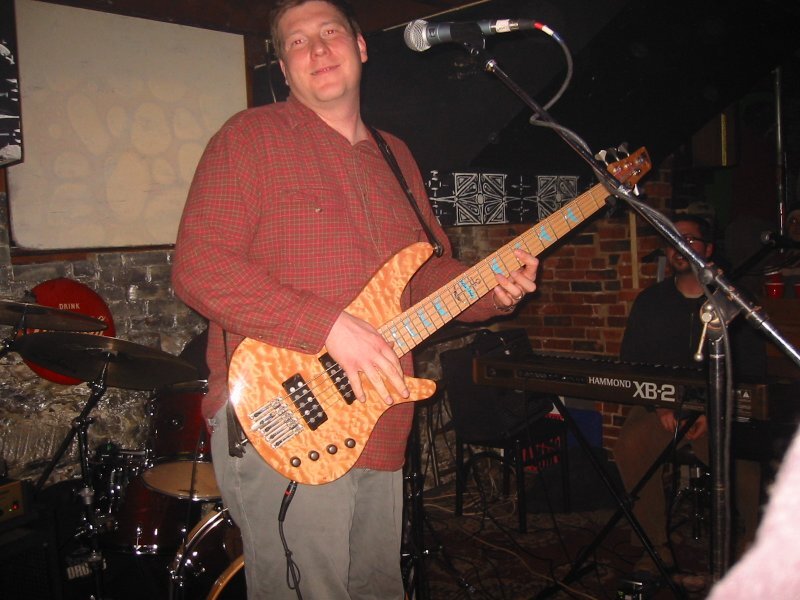 Rob and the Assembly of Dust (1-20-03) 019 