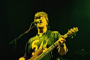 moe030608-03