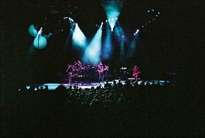 moe030608-05