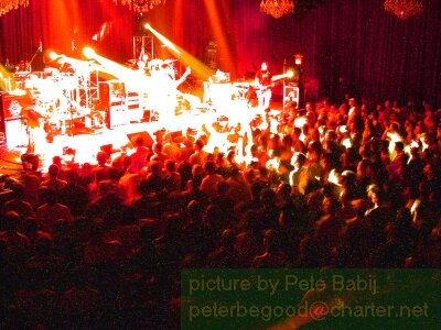 moe.SF (18) 