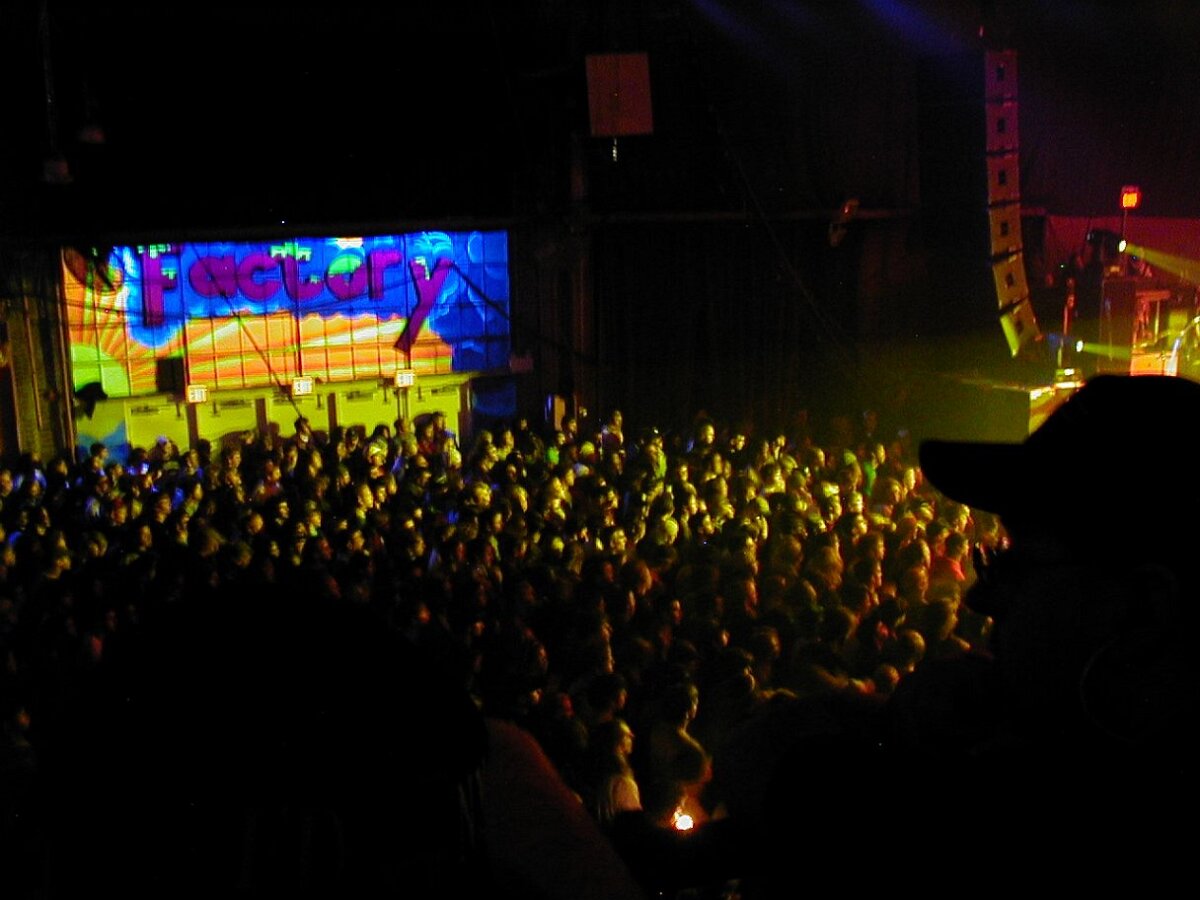 30Dec2003moe 