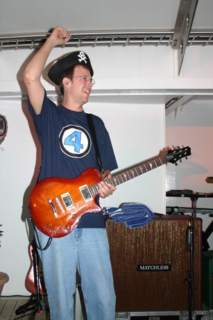 29-yeah-chuck-3-10-04 