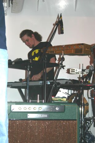 32-jim3-dark-3-10-04 