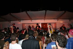 27-band-w-les-3-10-04
