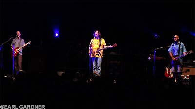 moe072504-16 