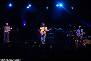 moe072504-15