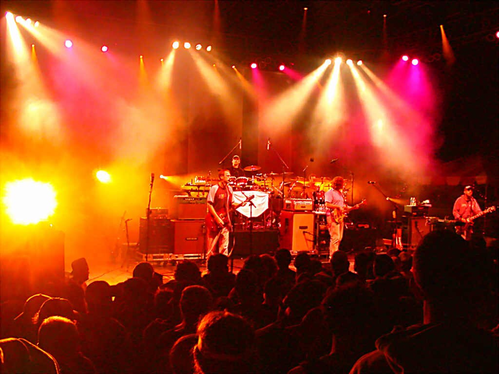 moe9-4-04nite (005)_DCE(1) 