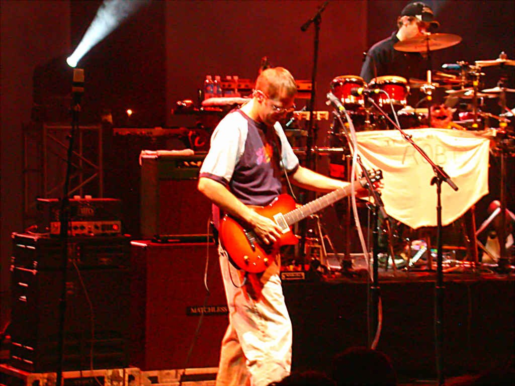 moe9-4-04nite (032)_DCE(1) 