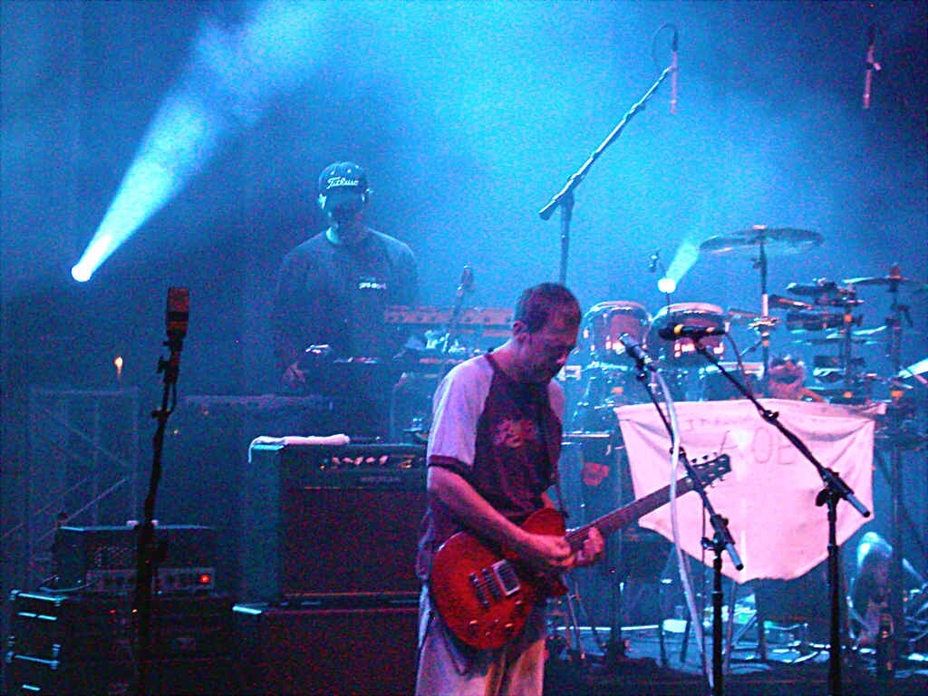 moe9-4-04nite (062)_DCE(1) 