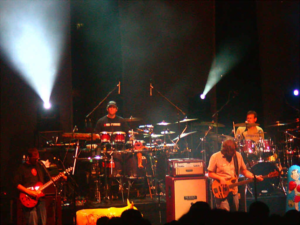 9-5-04moe (040)_DCE 