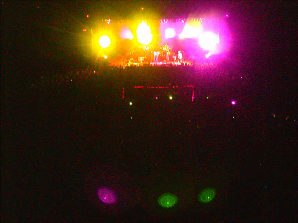 9-5-04moe (050)_DCE 