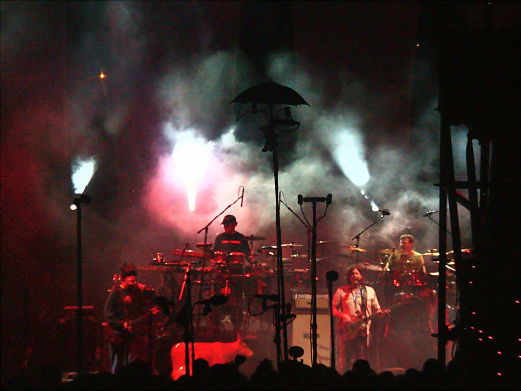 9-5-04moe (077)_DCE 