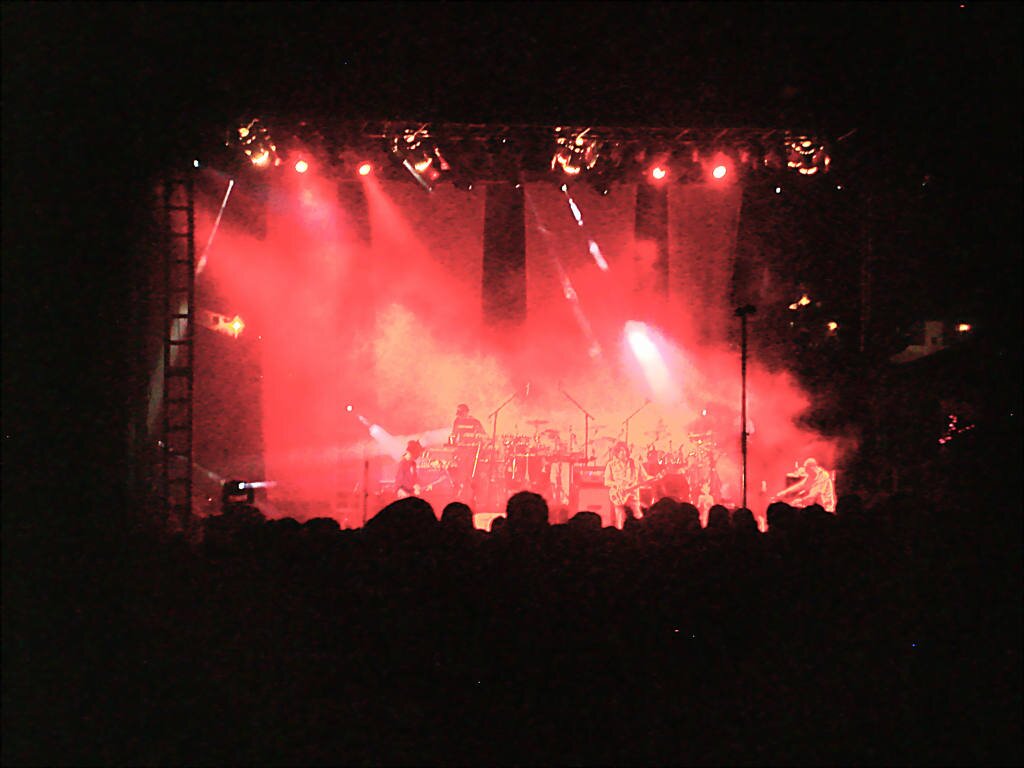 9-5-04moe (098)_DCE 