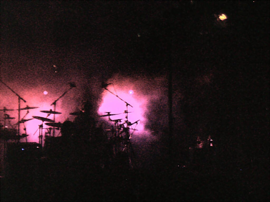 9-5-04moe (099)_DCE 