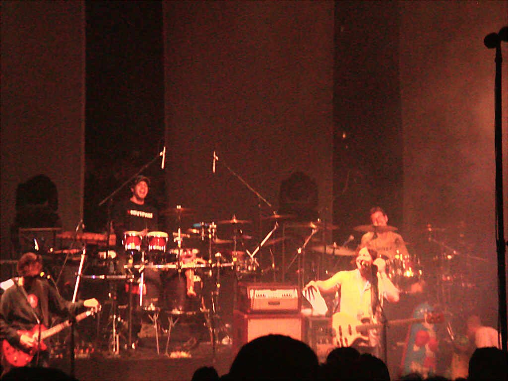 9-5-04moe (109)_DCE 