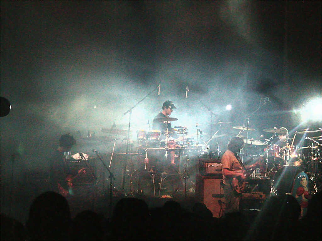 9-5-04moe (119)_DCE 