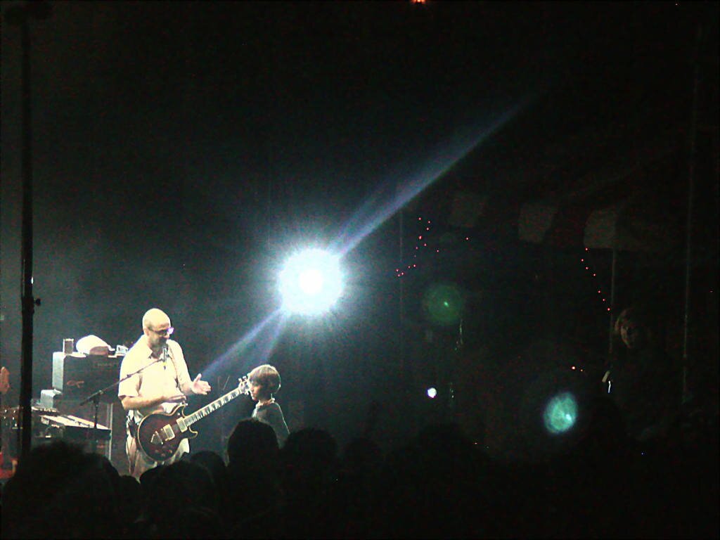 9-5-04moe (127)_DCE 