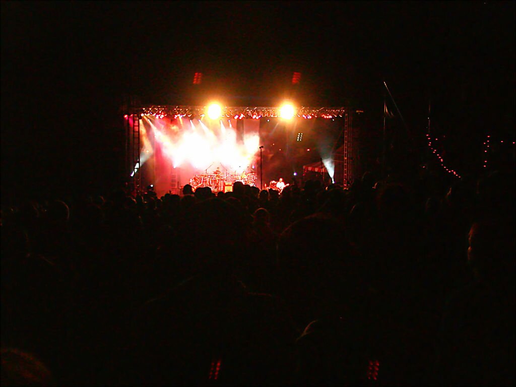 9-5-04moe (138)_DCE 