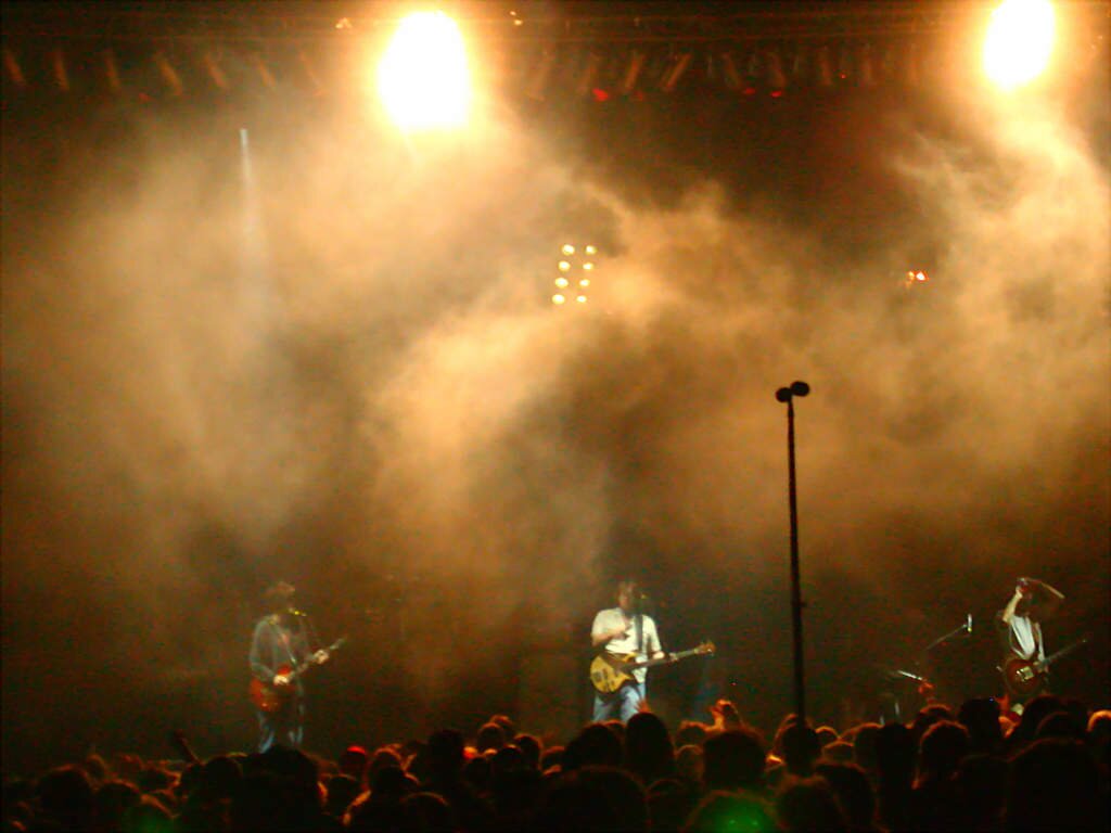 9-5-04moe (147)_DCE 