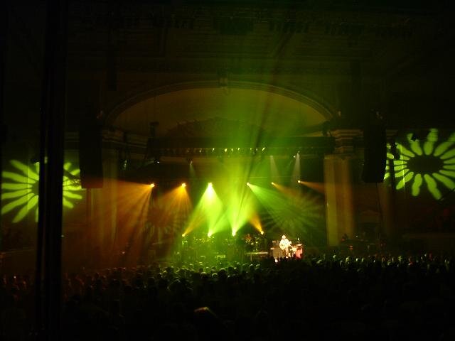 moe.2004-10-29pic0011 
