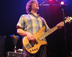 2004-04-23 - The_Blue_Note - Columbia, MO