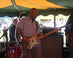 2004-09-05 - moe.down_5-_Beer_Tent - Turin, NY