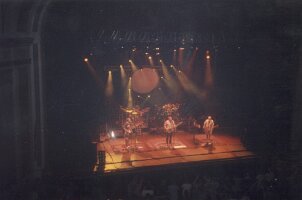 moe.04-22-01.04