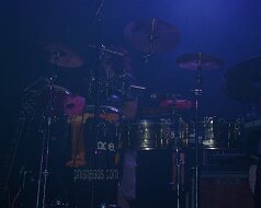 2001-11-01 - The_Guvernment - Toronto, ON