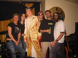 al-vi b-day (1-8-03) 053