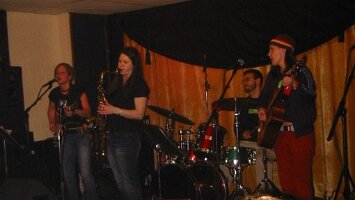 al-viss b-day (1-8-03) 002